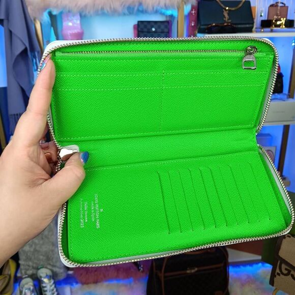 LOUIS VUITTON Monogram Portrait Zippy Vertical Wallet Multicolor KidSuper - Picture 12 of 16